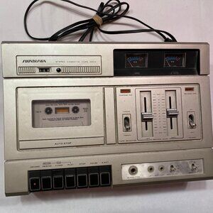 Soundesign Stereo Cassette Tape Deck Moden 495 Made in Japan